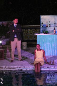 Hibiscsu Hotel Mia and Ed looking at the balcony
