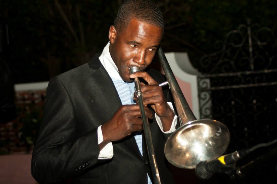 trumper-player-at-jazz-at-jacaranda_n